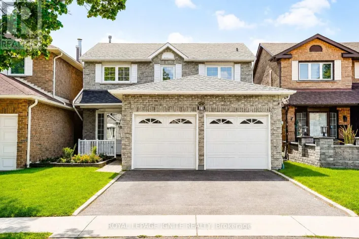 21 HALFMOON SQUARE, Toronto