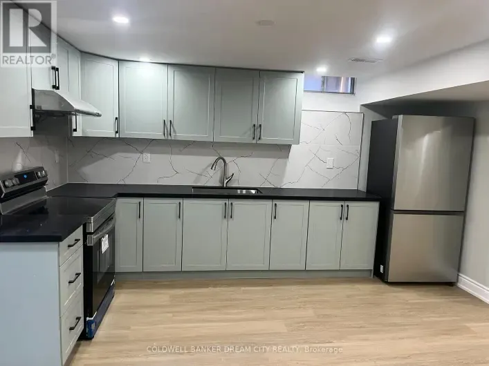 21 HARTFORD TRAIL, Brampton
