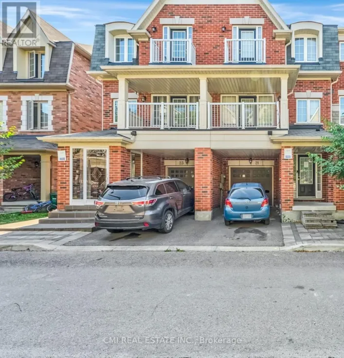 21 KAYAK HEIGHTS, Brampton