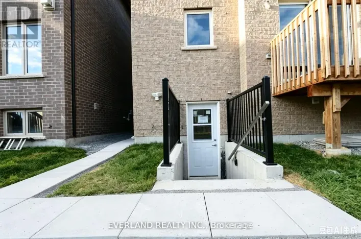 21 KENNETH ROSS BEND, East Gwillimbury