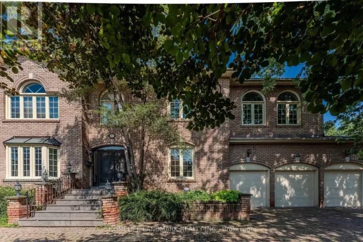 21 KIRKDALE CRESCENT, Toronto