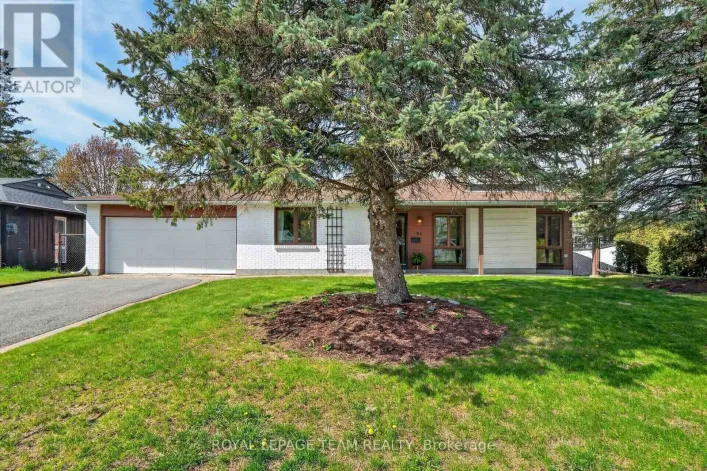 21 LINDHURST CRESCENT, Ottawa