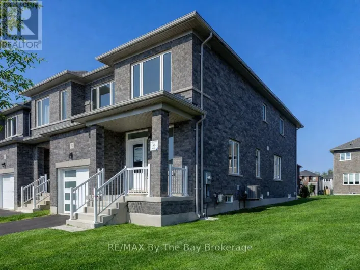 21 LISA STREET, Wasaga Beach