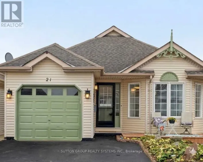 21 LONG POINT BOULEVARD, Norfolk