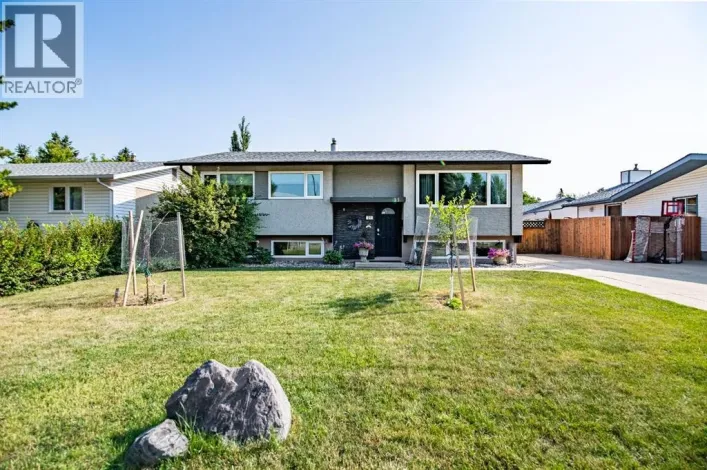 21 Malcolm Crescent, Red Deer