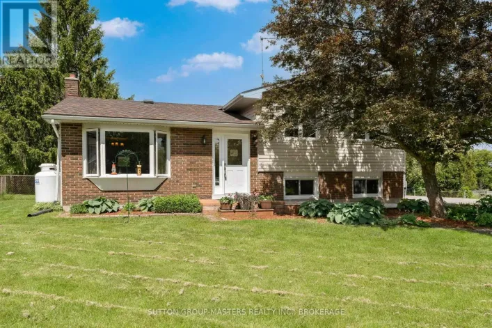 House for sale: 21 MCDONALD CRESCENT, Greater Napanee