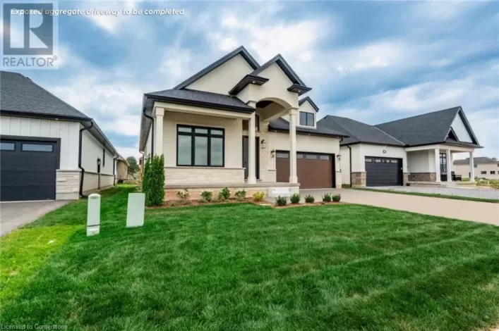 21 OAKLEY Drive, Niagara-on-the-Lake