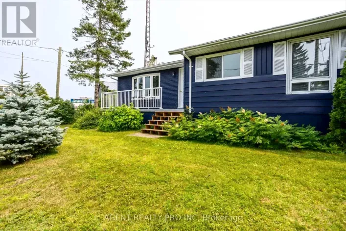 House for sale: 21 ORIOLE ROAD, Kawartha Lakes
