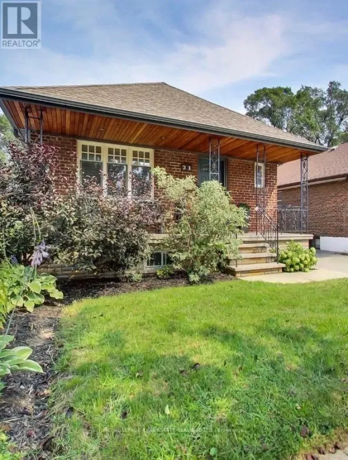 House for sale: 21 PARKER AVENUE, Toronto