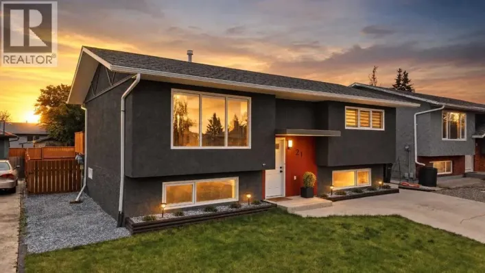 21 Parkland Drive, Sylvan Lake