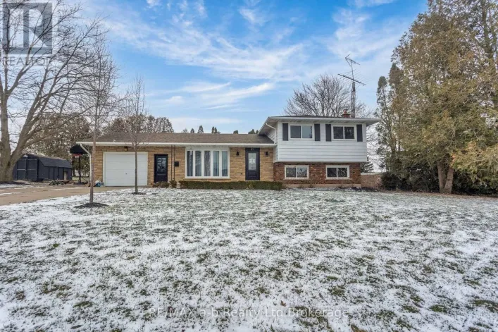 21 PEGGY AVENUE, South-West Oxford