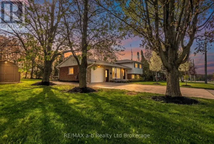 21 PEGGY AVENUE, South-West Oxford