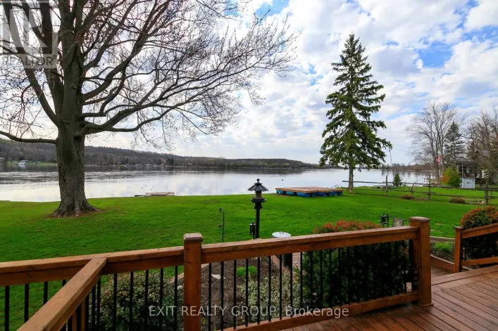 21 PRIOR LANE, Quinte West