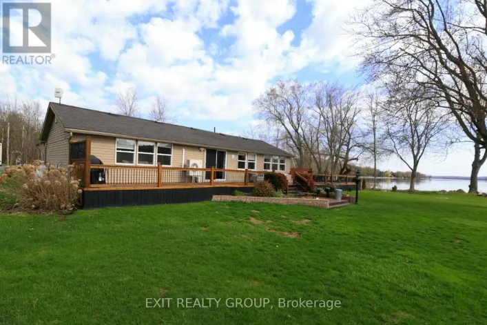 21 PRIOR LANE, Quinte West