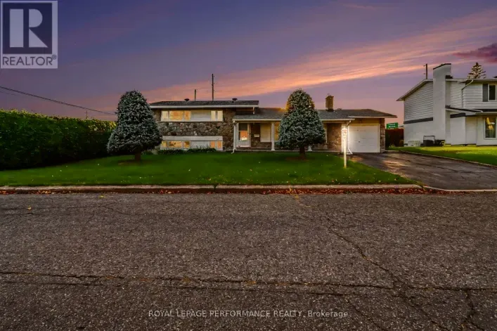 21 PULFORD CRESCENT, Ottawa