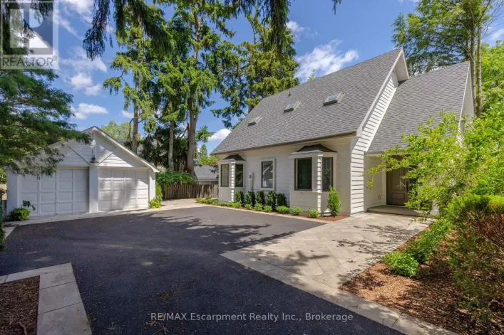 21 SECOND STREET, Oakville