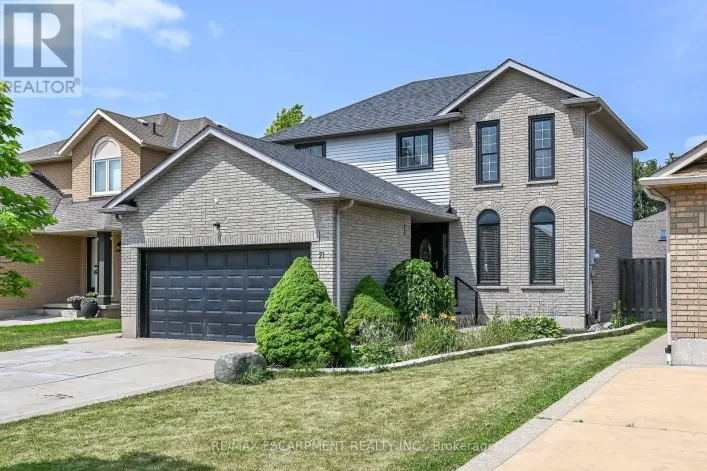 21 SPRINGGARDEN CRESCENT, Hamilton