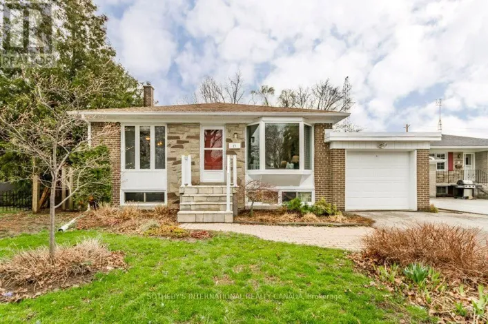 21 SUMMERSIDE CRESCENT, Toronto