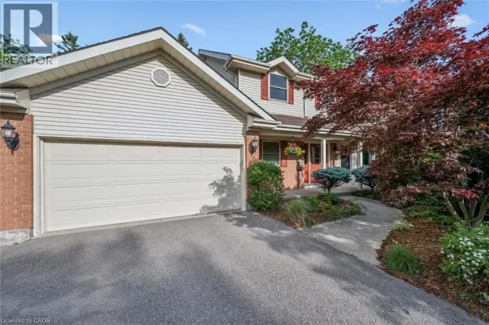 21 TINATAWA Court, Kitchener