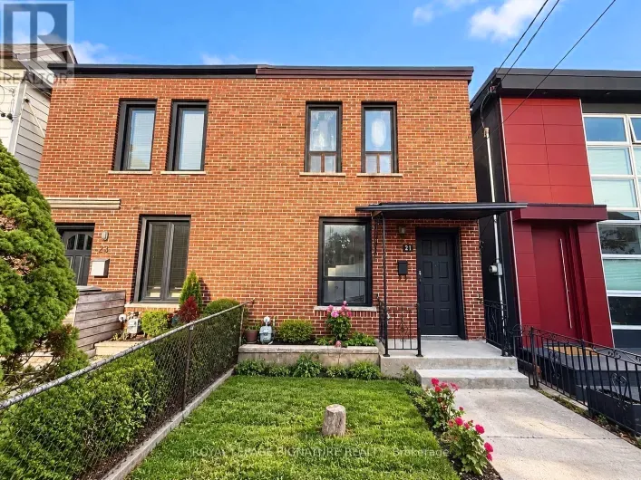 21 VIA ITALIA, Toronto