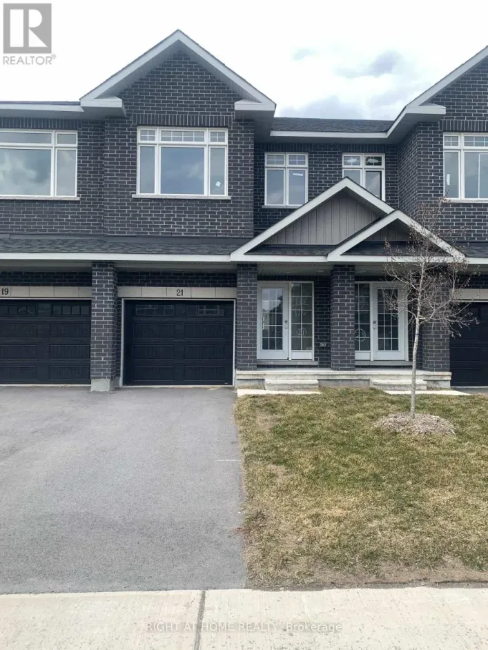 21 WYLIE WAY, Carleton Place
