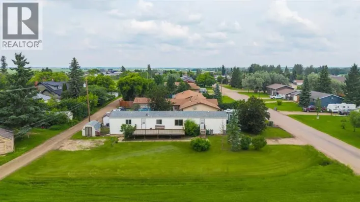 210 1 Street E, Lashburn