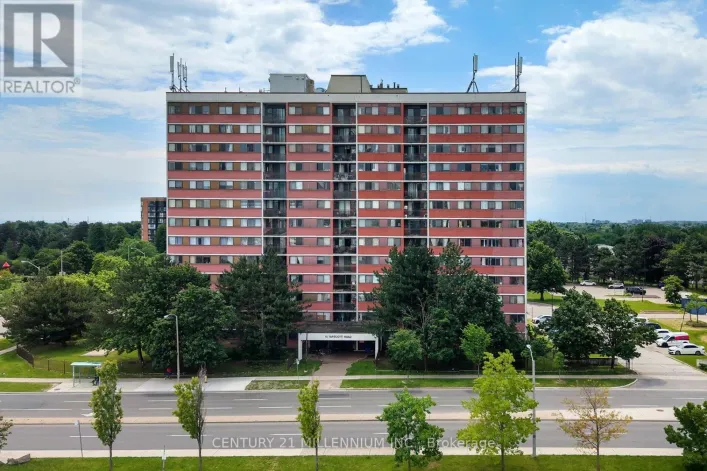 210 - 10 TAPSCOTT CROSS, Toronto