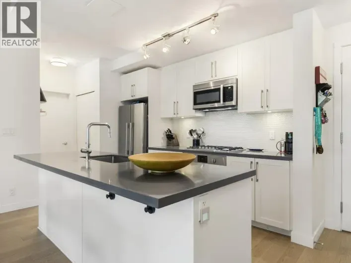 210 10177 RIVER DRIVE, Richmond