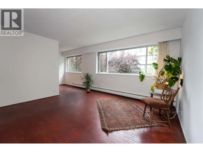 210 1050 JERVIS STREET, Vancouver