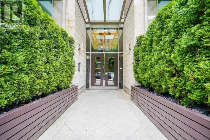 210 1055 RICHARDS STREET, Vancouver