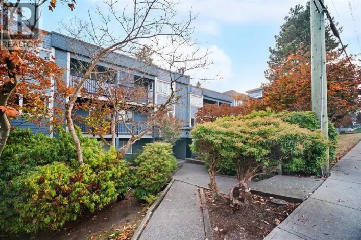 210 1122 KING ALBERT AVENUE, Coquitlam