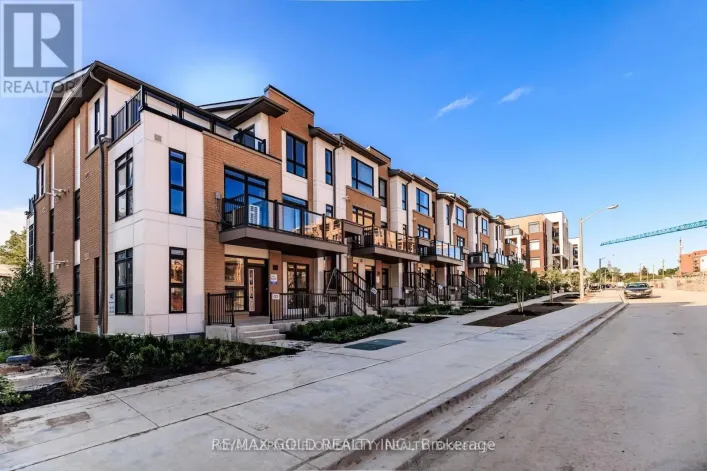 210 - 140 CANON JACKSON DRIVE, Toronto