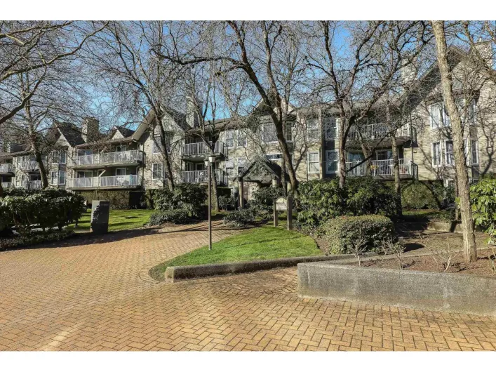 210 15110 108 AVENUE, Surrey