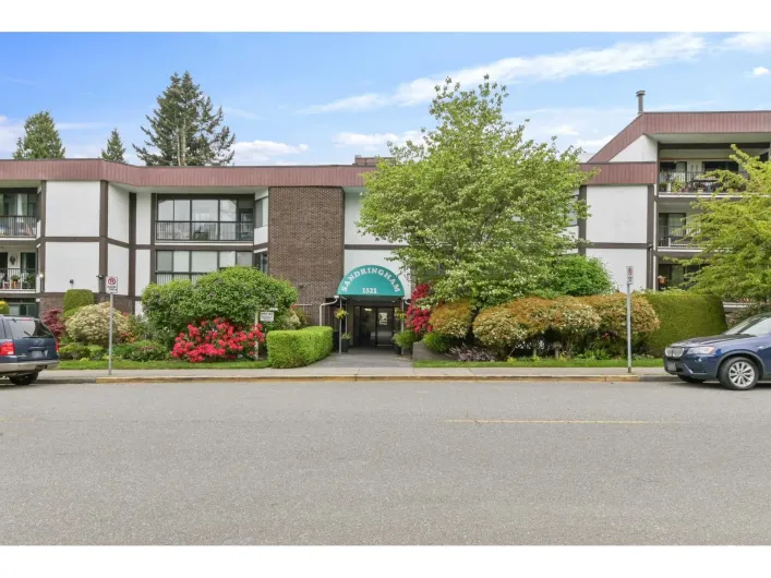 210 1521 BLACKWOOD STREET, White Rock