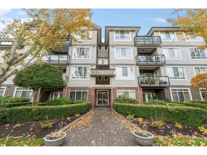 210 15368 17A AVENUE, Surrey