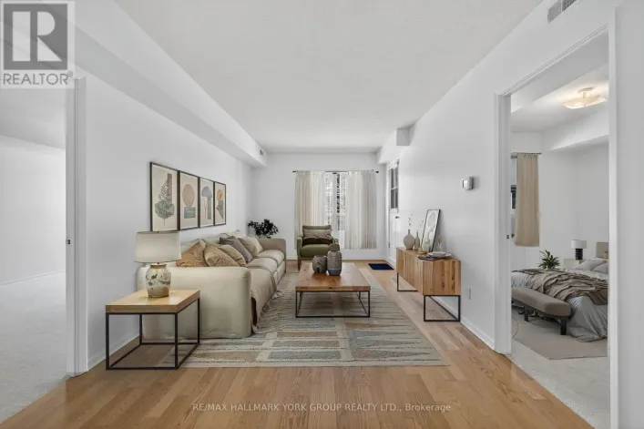 210 - 160 WELLINGTON STREET E, Aurora