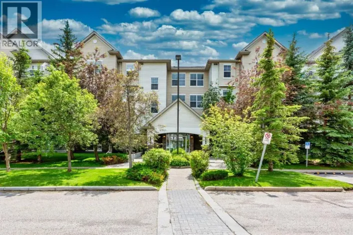 210, 2000 Applevillage Court SE, Calgary