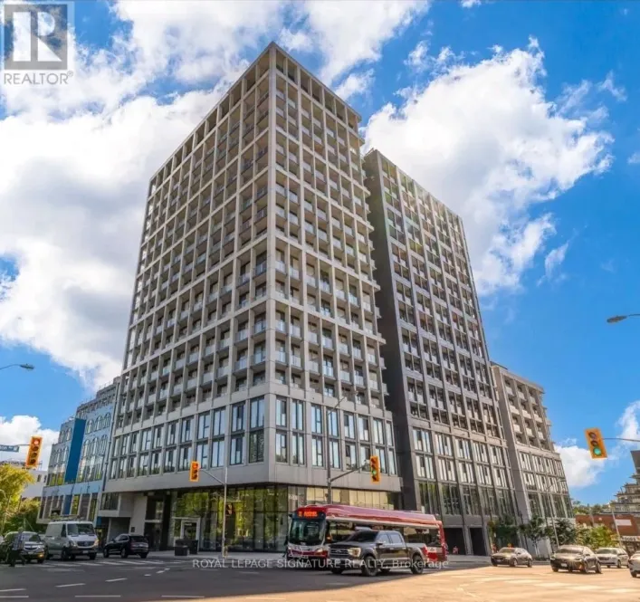 210 - 2020 BATHURST STREET, Toronto