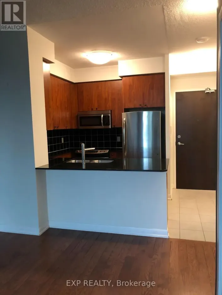 210 - 205 SHERWAY GARDENS ROAD, Toronto