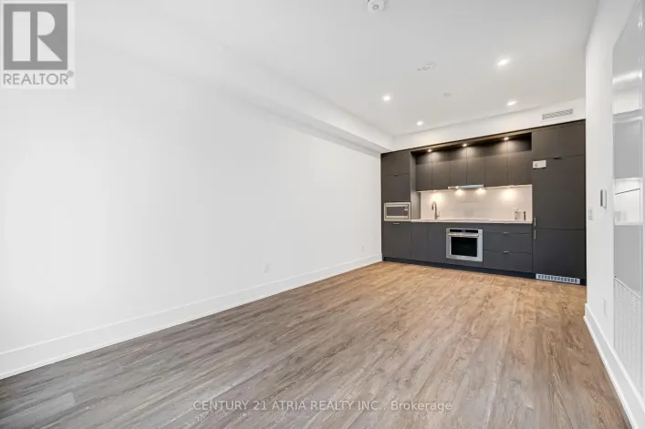 210 - 259 THE KINGSWAY, Toronto