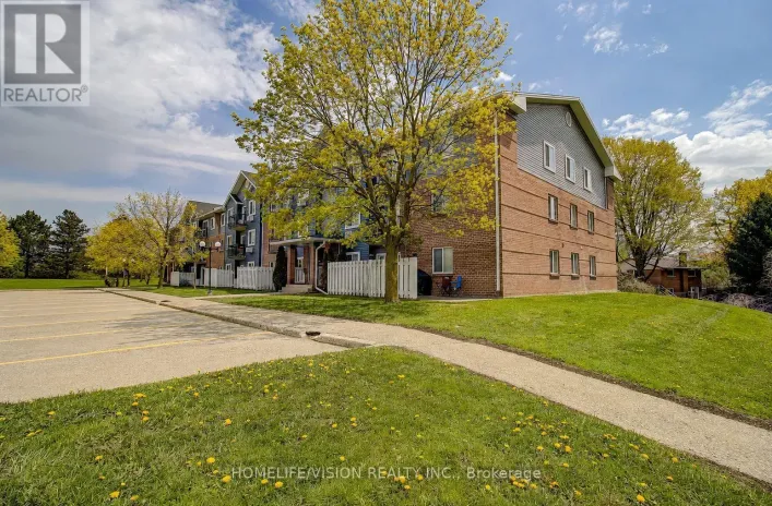 210 - 271 EIWO COURT, Waterloo