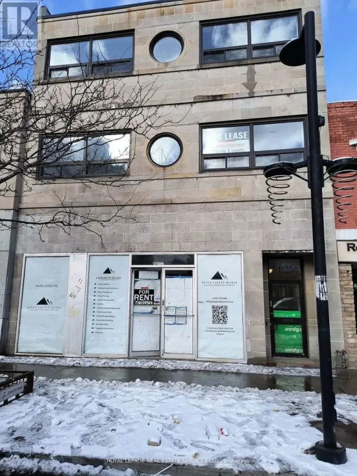 210 - 2820 DANFORTH AVENUE, Toronto