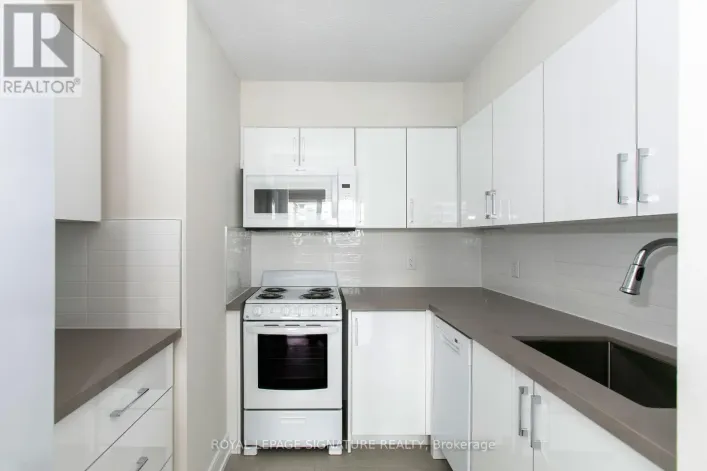 210 - 33 ISABELLA STREET, Toronto