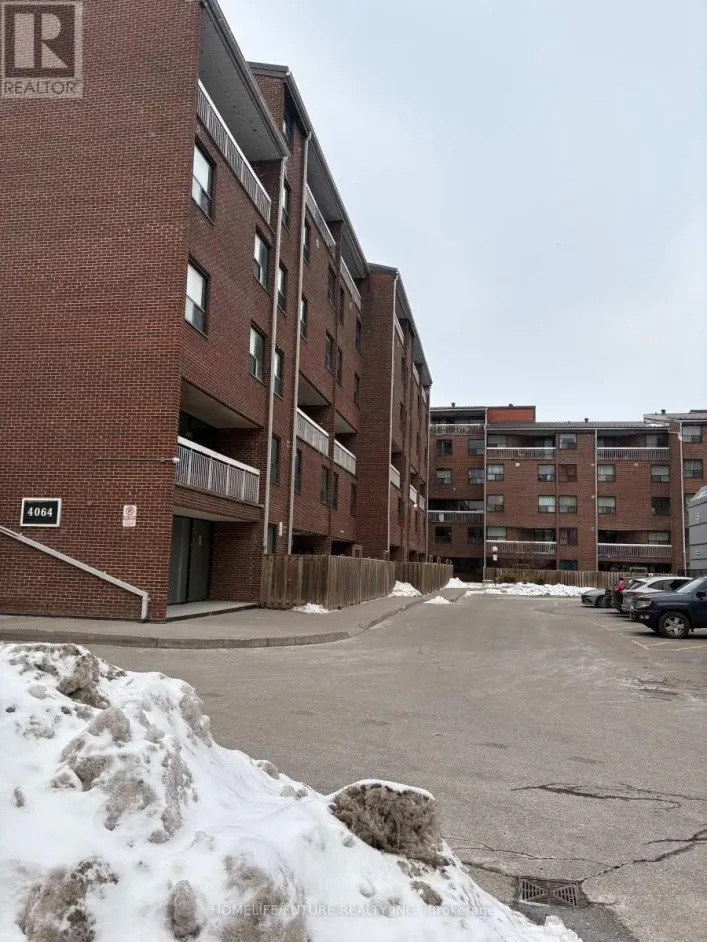 210 - 4064 LAWRENCE AVENUE E, Toronto