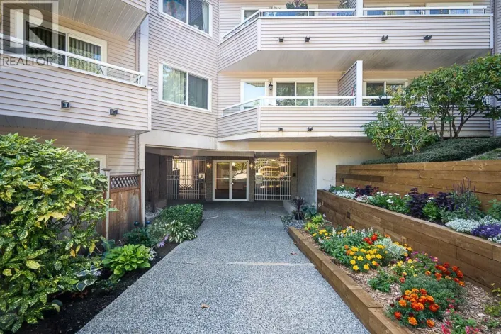 210 450 BROMLEY STREET, Coquitlam