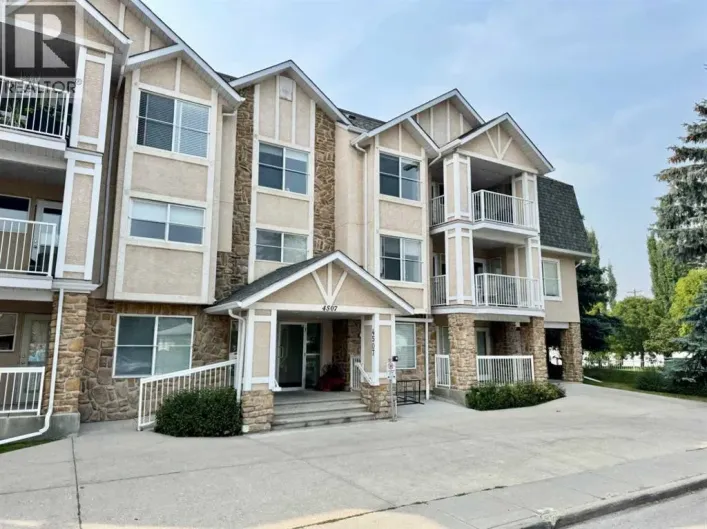 210, 4507 45 Street SW, Calgary