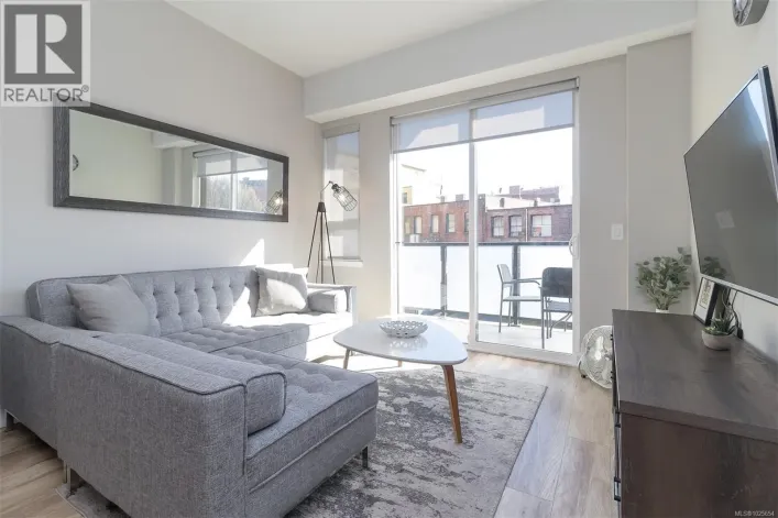 210 595 Pandora Ave, Victoria