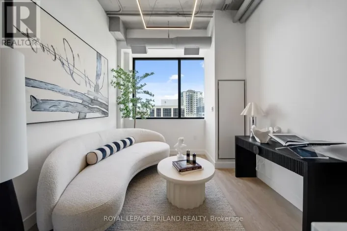 210 - 685 RICHMOND STREET, London East