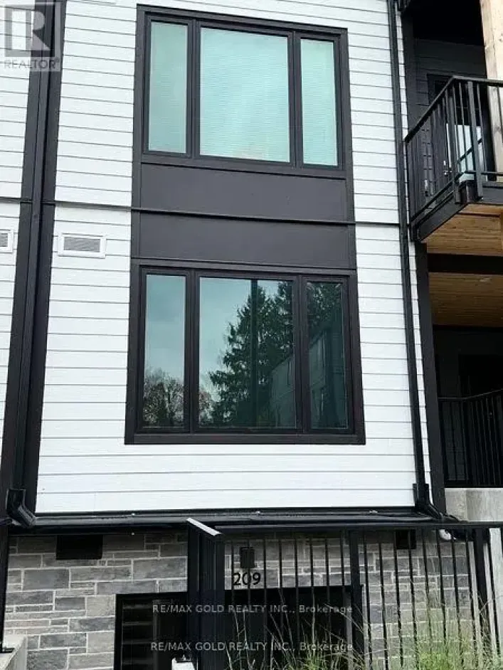 210 - 708 WOOLWICH STREET, Guelph