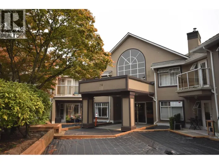 210 74 MINER STREET, New Westminster